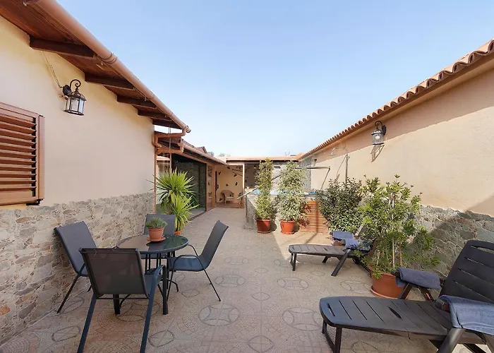Casa Toscas